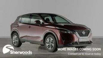 Nissan Qashqai 1.3 DIG-T MHEV Acenta Premium SUV 5dr Petrol Hybrid XTRON Euro 6