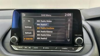 Nissan Qashqai 1.3 DIG-T MHEV Acenta Premium SUV 5dr Petrol Hybrid XTRON Euro 6