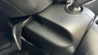 Nissan Qashqai 1.3 DIG-T MHEV Acenta Premium SUV 5dr Petrol Hybrid XTRON Euro 6