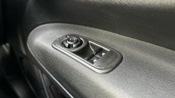 Fiat 500e 42kWh RED Hatchback 3dr Electric Auto (118 ps)