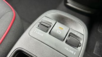 Fiat 500e 42kWh RED Hatchback 3dr Electric Auto (118 ps)