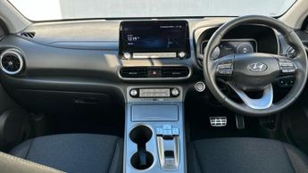 Hyundai KONA 39kWh SE Connect SUV 5dr Electric Auto (10.5kW Charger) (136 ps)