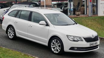 Skoda Superb 2.0 TDI SE Estate 5dr Diesel DSG (170 ps)**FANTASTIC CAR IN VERY