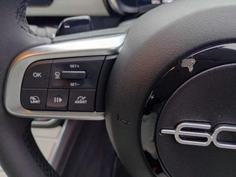 Fiat 600 1.2 MHEV La Prima e-DCT Euro 6 (s/s) 5dr