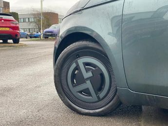 Fiat 500e 42kWh Giorgio Armani Auto 3dr