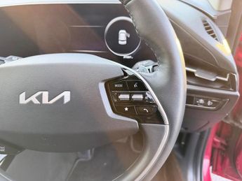 Kia Niro 64.8 kWh 3