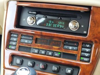 Bentley Arnage 6.8 R Saloon 4dr Petrol Automatic (495 g/km 400 bhp)