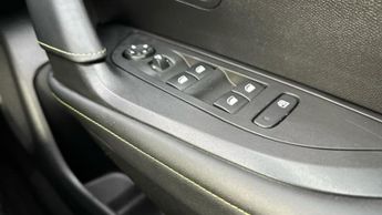 Peugeot 2008 2008* SUV 50kWh 136 GT AU