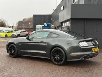 Ford Mustang 5.0 V8 GT Fastback SelShift Euro 6 2dr