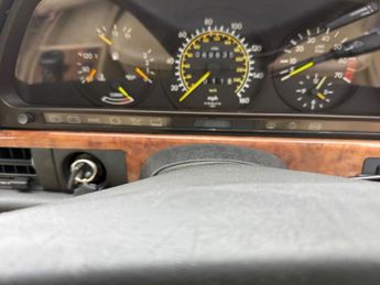 Mercedes-Benz S Class 420 SE 4dr Auto W126