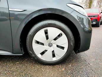 Volkswagen ID.3 Pro 58kWh Life Auto 5dr
