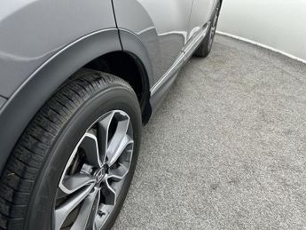 Honda CR-V 2.0 i-MMD Hybrid SE 5dr eCVT