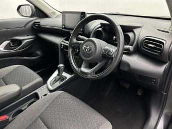 Toyota YARIS CROSS 1.5 Hybrid Icon 5dr CVT
