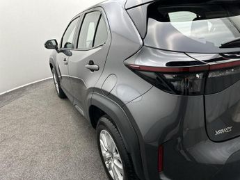 Toyota YARIS CROSS 1.5 Hybrid Icon 5dr CVT