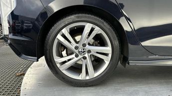 Volkswagen Golf 2.0 TDI R-Line Hatchback 5dr Diesel DSG Euro 6 (s/s) (150 ps)