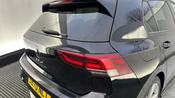 Volkswagen Golf 2.0 TDI R-Line Hatchback 5dr Diesel DSG Euro 6 (s/s) (150 ps)