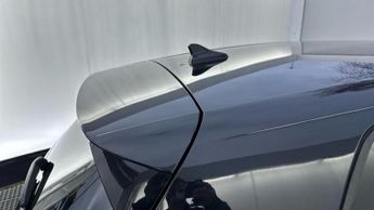 Volkswagen Golf 2.0 TDI R-Line Hatchback 5dr Diesel DSG Euro 6 (s/s) (150 ps)