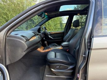 BMW X5 4.4i V8 Sport Auto 4WD Euro 3 5dr