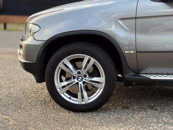 BMW X5 4.4i V8 Sport Auto 4WD Euro 3 5dr