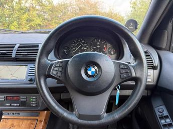 BMW X5 4.4i V8 Sport Auto 4WD Euro 3 5dr