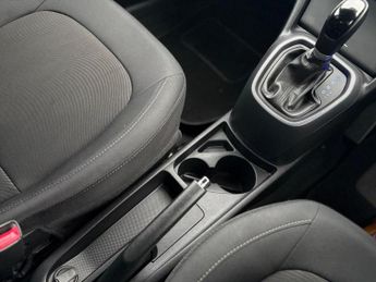 Hyundai i10 1.2 Premium Hatchback 5dr Petrol Auto Euro 6 (87 ps)