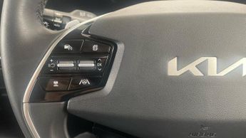 Kia Niro 64.8 kWh 2