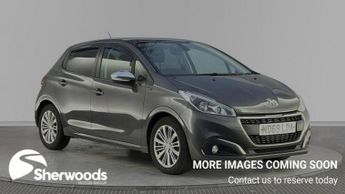Peugeot 208 1.2 PureTech Signature Hatchback 5dr Petrol Manual Euro 6 (s/s) 