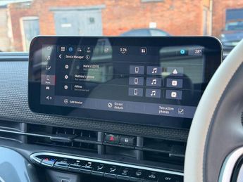 Fiat 500e 42kWh La Prima Hatchback 3dr Electric Auto (118 ps)