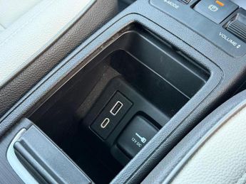 Fiat 500e 42kWh La Prima Auto 3dr