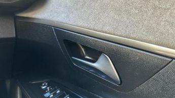 Peugeot 3008 1.6 13.2kWh GT Line SUV 5dr Petrol Plug-in Hybrid e-EAT 4WD Euro