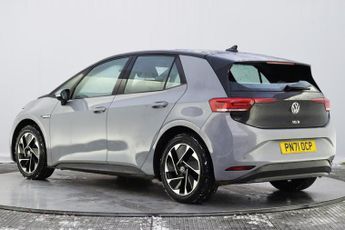 Volkswagen ID.3 Pro Performance 58kWh Life Hatchback 5dr Electric Auto (204 ps)