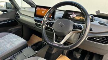 Volkswagen ID.3 Pro Performance 58kWh Life Hatchback 5dr Electric Auto (204 ps)
