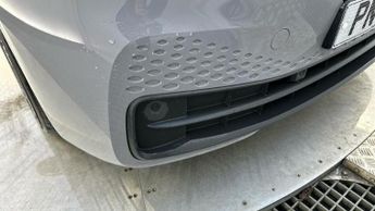 Volkswagen ID.3 Pro Performance 58kWh Life Hatchback 5dr Electric Auto (204 ps)