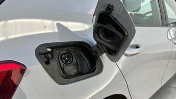 Volkswagen ID.3 Pro Performance 58kWh Life Hatchback 5dr Electric Auto (204 ps)