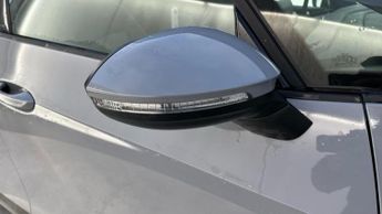 Volkswagen ID.3 Pro Performance 58kWh Life Hatchback 5dr Electric Auto (204 ps)