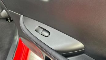 Nissan Leaf 39kWh Acenta Hatchback 5dr Electric Auto (150 ps)