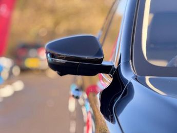 MG MG HS 1.5 T-GDI 16.6kWh SE Auto Euro 6 (s/s) 5dr