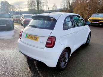 Fiat 500e 42kWh Passion Auto 3dr