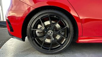 Mercedes-Benz A Class 2.0 A35 AMG (Premium Plus) Hatchback 5dr Petrol SpdS DCT 4MATIC 