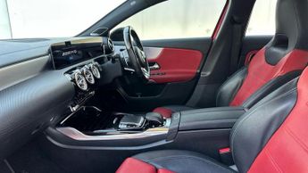 Mercedes-Benz A Class 2.0 A35 AMG (Premium Plus) Hatchback 5dr Petrol SpdS DCT 4MATIC 