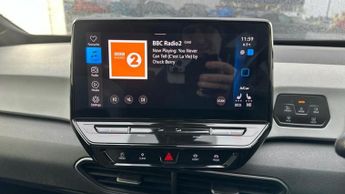 Volkswagen ID.3 Pro Performance 58kWh Family Hatchback 5dr Electric Auto (204 ps