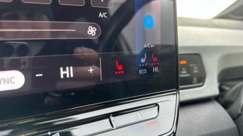 Volkswagen ID.3 Pro Performance 58kWh Family Hatchback 5dr Electric Auto (204 ps