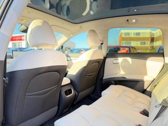 MG MG IM6 100kWh Launch Edition SUV 5dr Electric Auto 4WD (751 ps)