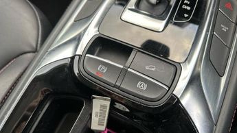 MG MG HS 1.5 T-GDI Trophy SUV 5dr Petrol DCT Euro 6 (s/s) (162 ps)