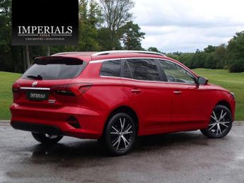 MG MG5 61.1kWh Trophy Long Range Auto 5dr