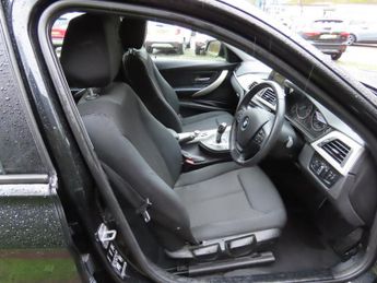 BMW 3 Series 2.0 320d SE Saloon 4dr Diesel Auto Euro 6 (s/s) (190 ps)