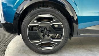 Peugeot E-3008 73kWh GT SUV 5dr Electric Auto (210 ps)