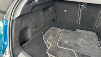 Peugeot E-3008 73kWh GT SUV 5dr Electric Auto (210 ps)