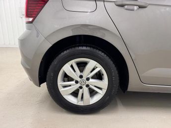 Volkswagen Polo 1.0 TSI GPF SE Hatchback 5dr Petrol DSG | Service History | Appl