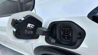 Peugeot E-208 50kWh Allure Premium Hatchback 5dr Electric Auto (136 ps)